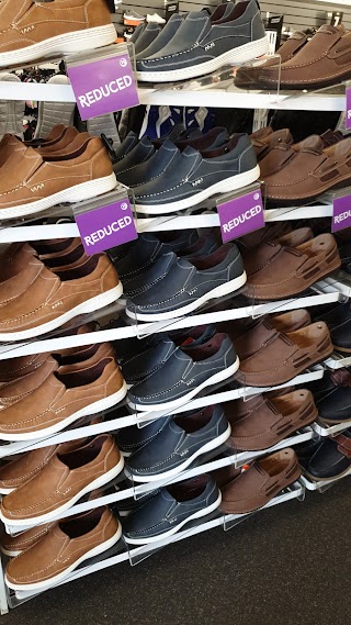 Wynsors World of Shoes