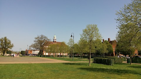 Sollershott Circus - The UK's First Roundabout