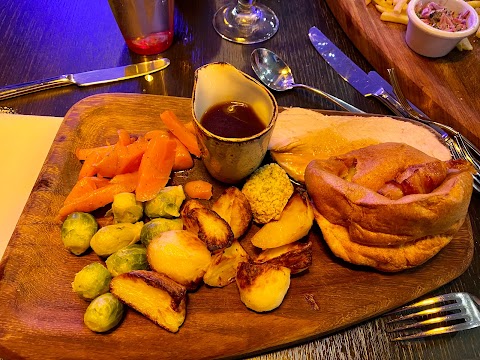 Village Grill - Village Hotel Hull