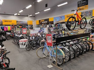 Halfords - Dewsbury