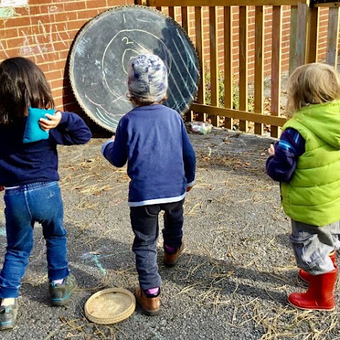 Cedarwood Montessori Education