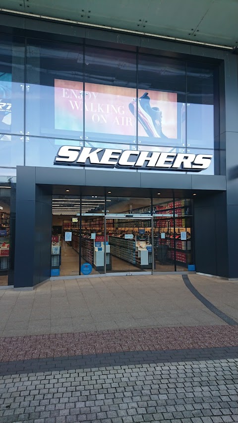 Skechers