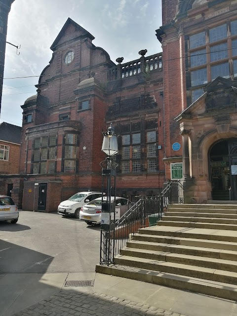 Leek Library