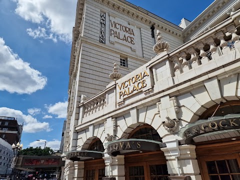 Victoria Palace Theatre