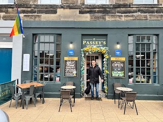 Passey's Cafe Bar & Bistro