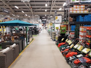 B&Q Hedge End