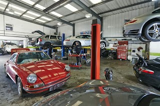 Revolution Porsche Specialists