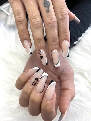 Vicky’s Nails & Beauty