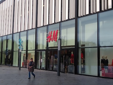 H&M