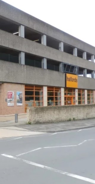 Halfords - Stroud