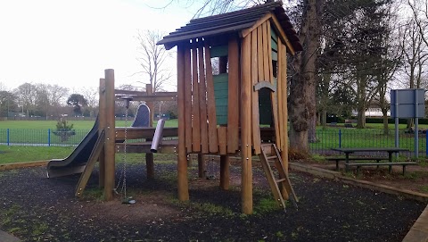 Lammas Park Play Centre Tippitoes Ealing