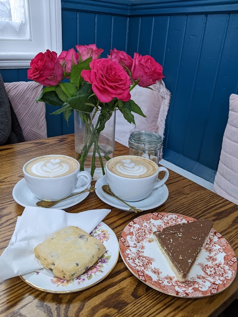 Queenie's Vintage Tearoom