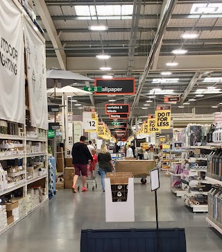 B&Q Aintree