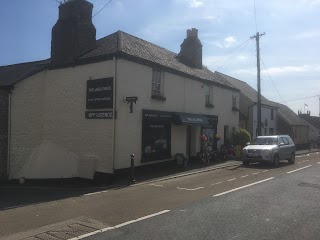 Yealmpton Stores