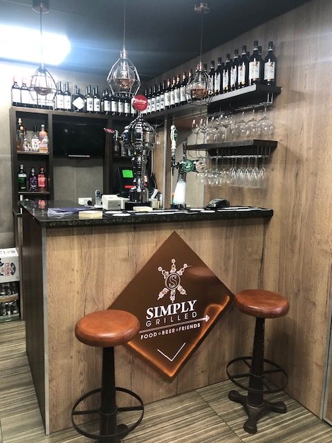 Simply Bar and Grill