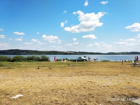 Поле пляжного волейболу