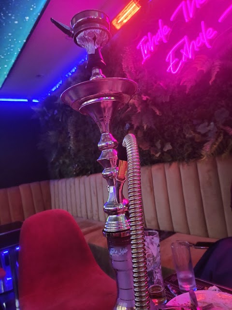 Hukka Me Up Lounge