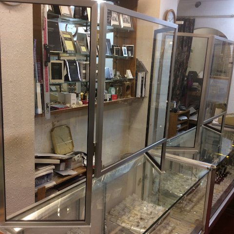 Prags of Marple (Jewellery & Watch Repairs)