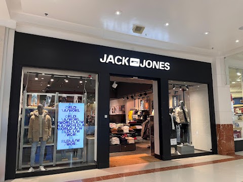 JACK & JONES