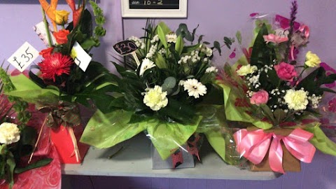 Ellie's Flowers Birstall & Cleckheaton Ltd