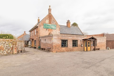 OYO Elm Farm Country House, Norwich Airport