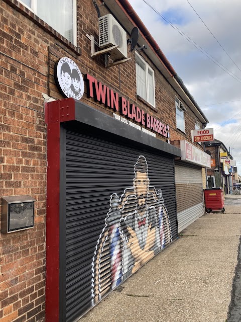 Twin blade barbers