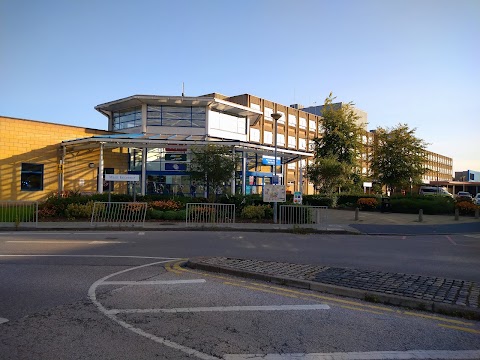 Warrington Hospital