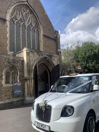 Traditional London Wedding Taxis