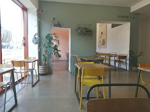 Kollective Coffee & Kitchen