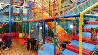 Kiddisaurus Play Barn