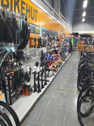 Halfords - Inverurie