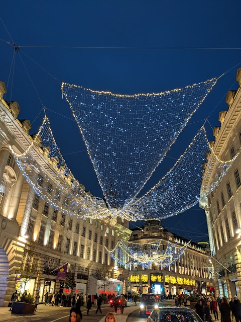 Piccadilly Circus