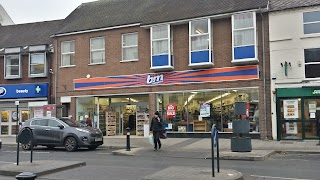 B&M Store