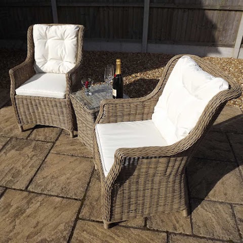 World of Weave UK Ltd - Outdoor Living Specialists