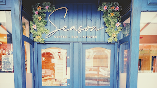 Season Coffee, Bar & Kitchen