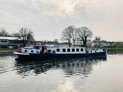 RIVERSIDE RESTAURANT