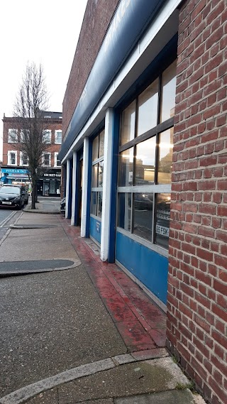 Kwik Fit - London - Fulham