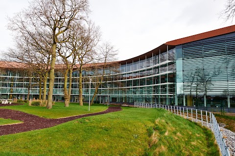 Cheshire College South & West