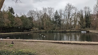 Bradbourne Lakes