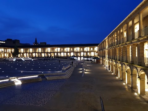 The Piece Hall