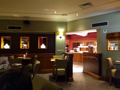 Premier Inn Glasgow Airport hotel