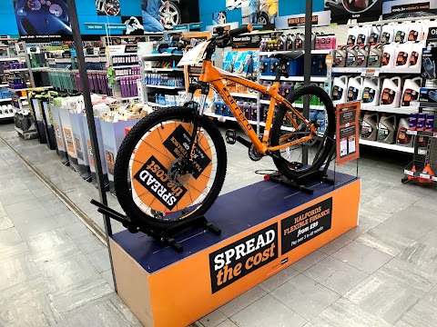 Halfords - Shoreham-by-Sea