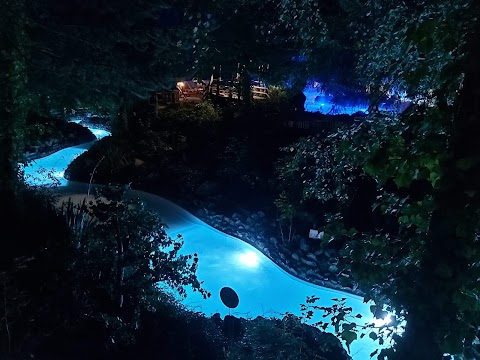 Wild Water Rapids at Subtropical Swimming Paradise