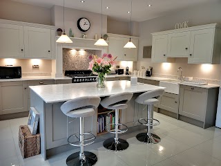 Tolle Kitchens