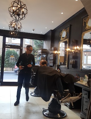 Seven Garçons Male grooming Salon 7