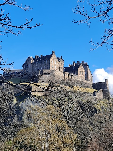 Sutherland Black Chartered Accountants - Edinburgh