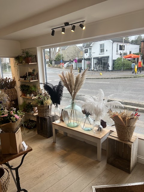 The Flower Boutique | Same Day | MK, Bedford & Aylesbury