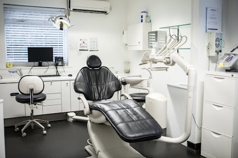 Madeley Dental & Implant Clinic