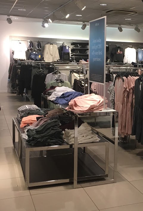 H&M