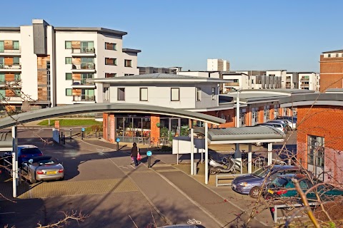 Lunch Lounge @ Basepoint Southampton